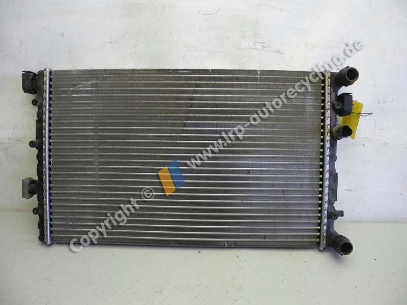 Skoda Fabia 6Y BJ2001 Wasserkuehler 6Q0121253L 1.4 44KW *AZF*